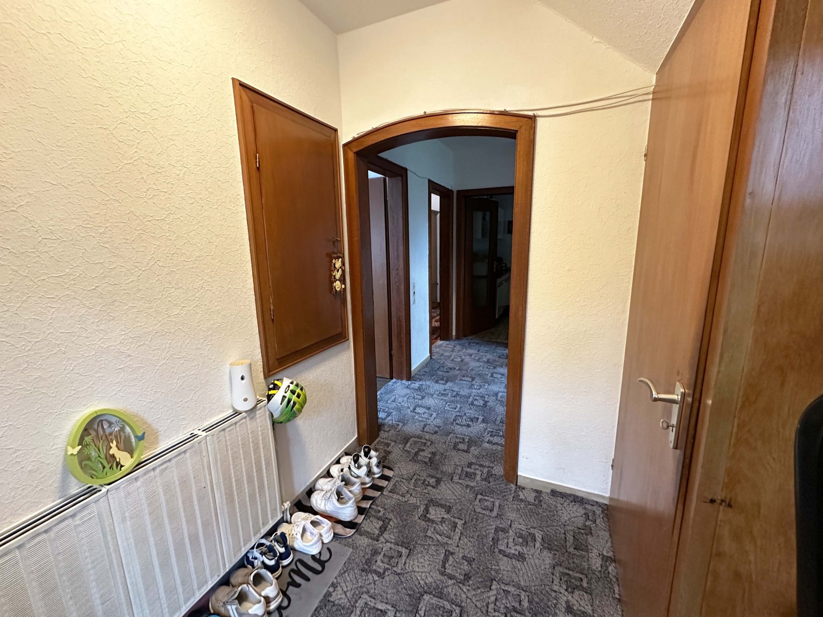 Flur EG Bild 2