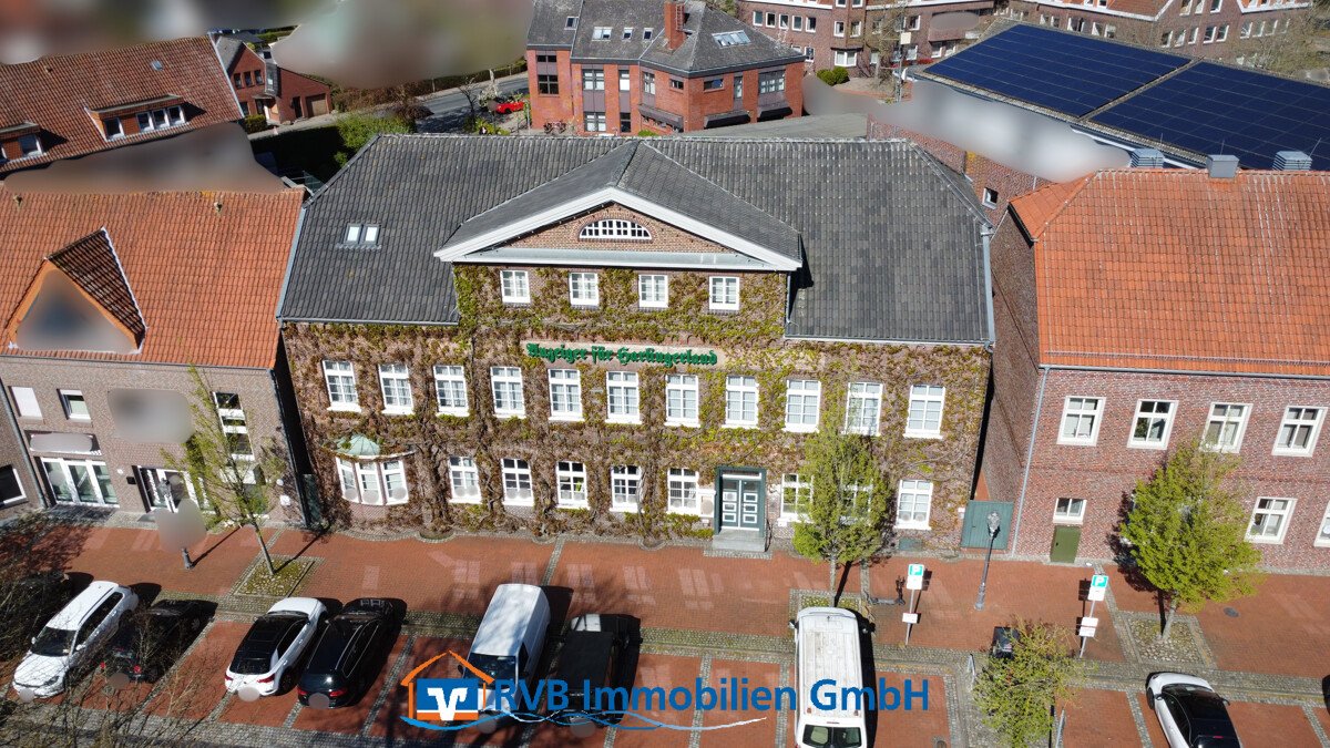 Wittmund: Denkmalgeschütztes Geschäftshaus im Zentrum von Wittmund 