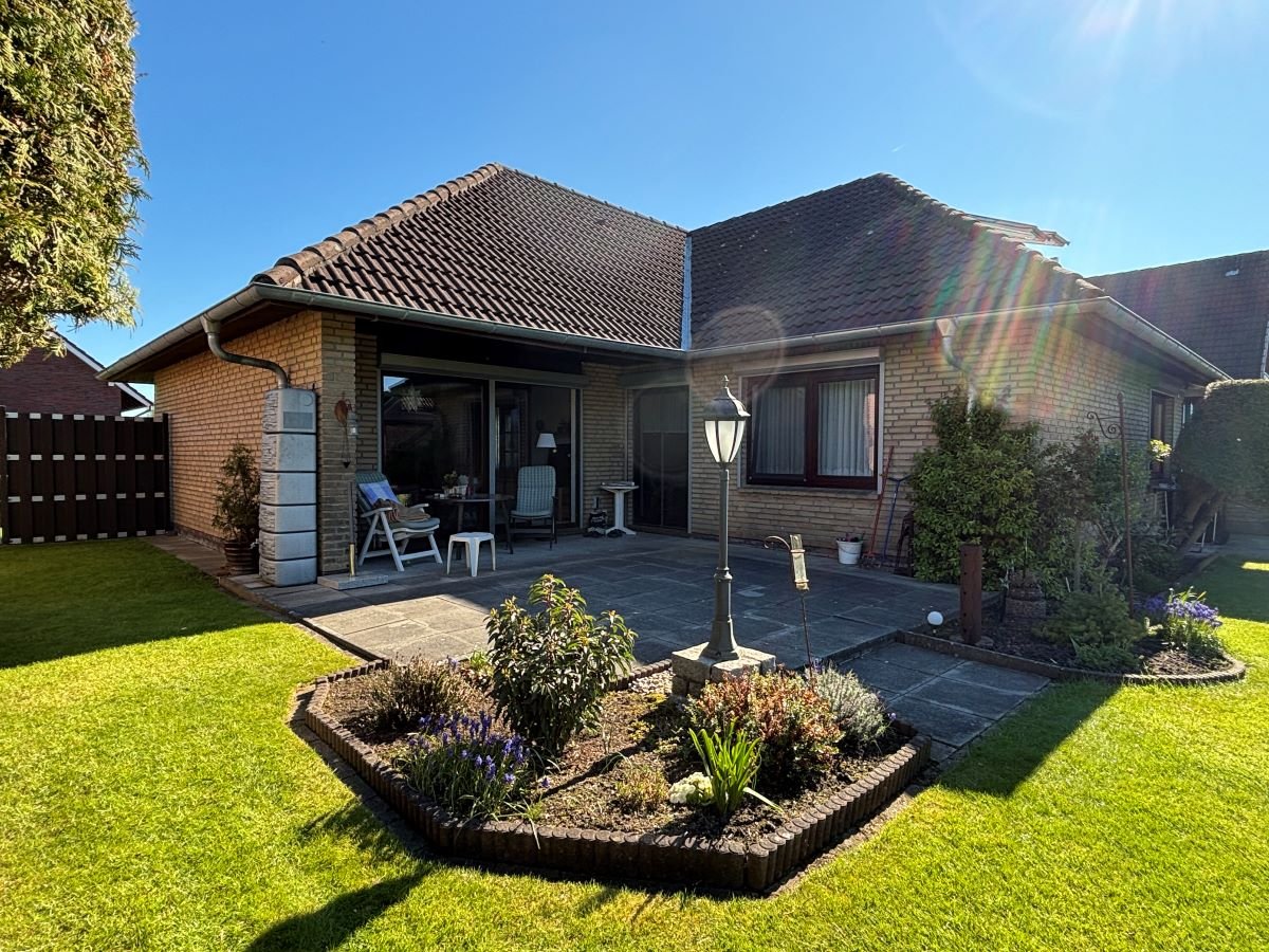 Winkelbungalow mit sonniger Terrasse