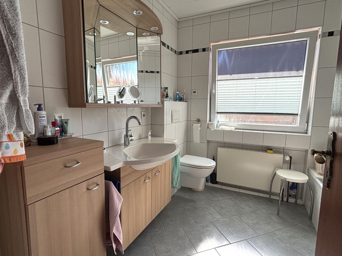 Badezimmer von Anfang 2000 im Erdgeschoss