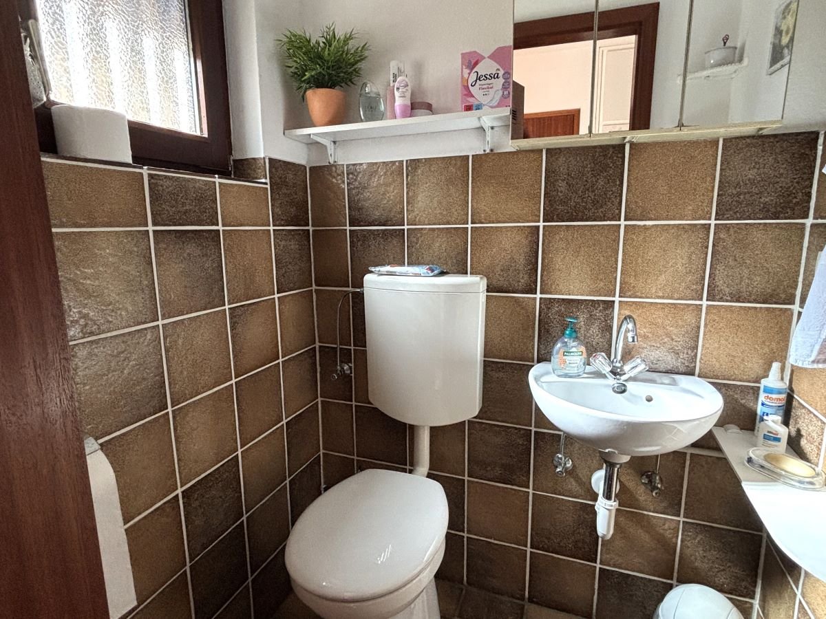 Gäste-WC im Erdgeschoss