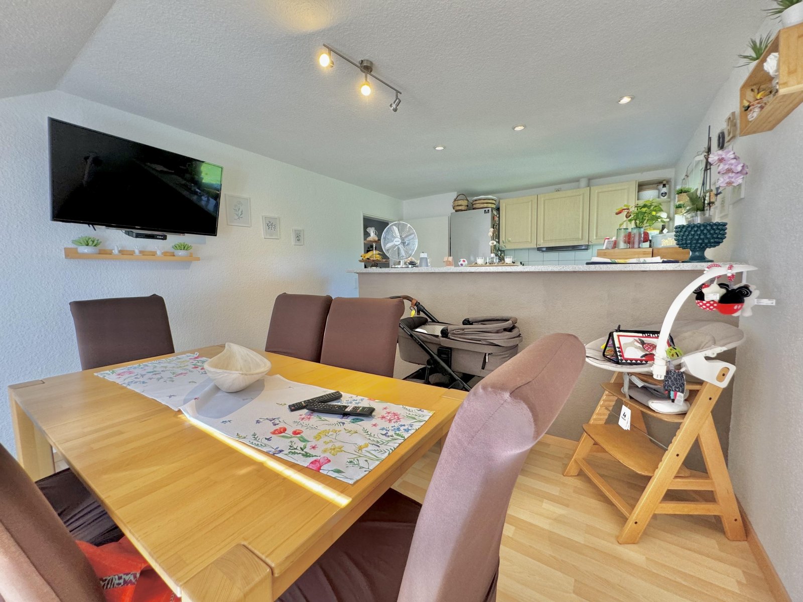 Whng. OG - Essen-Küche