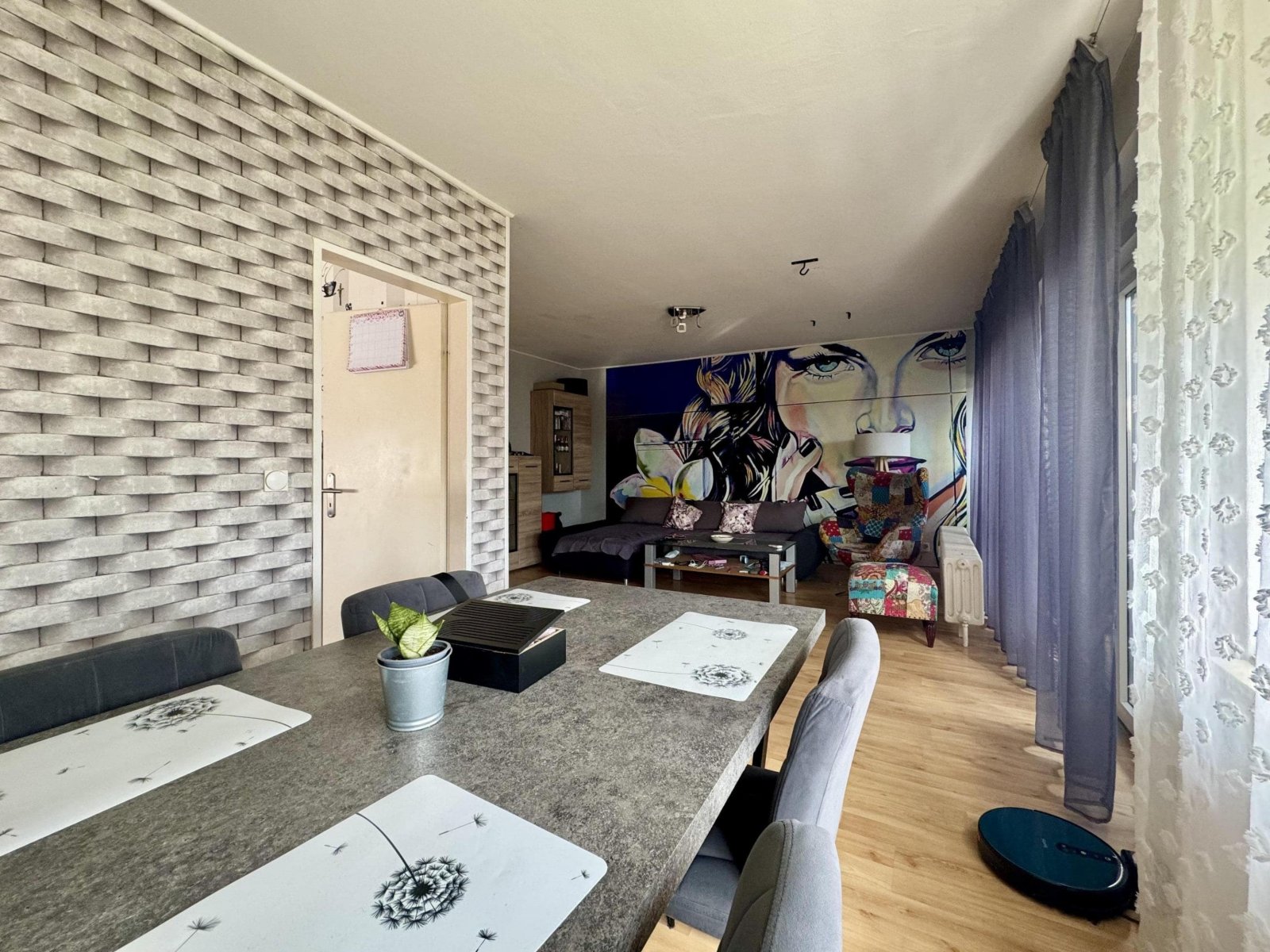 Wohn-/Esszimmer OG-rechts