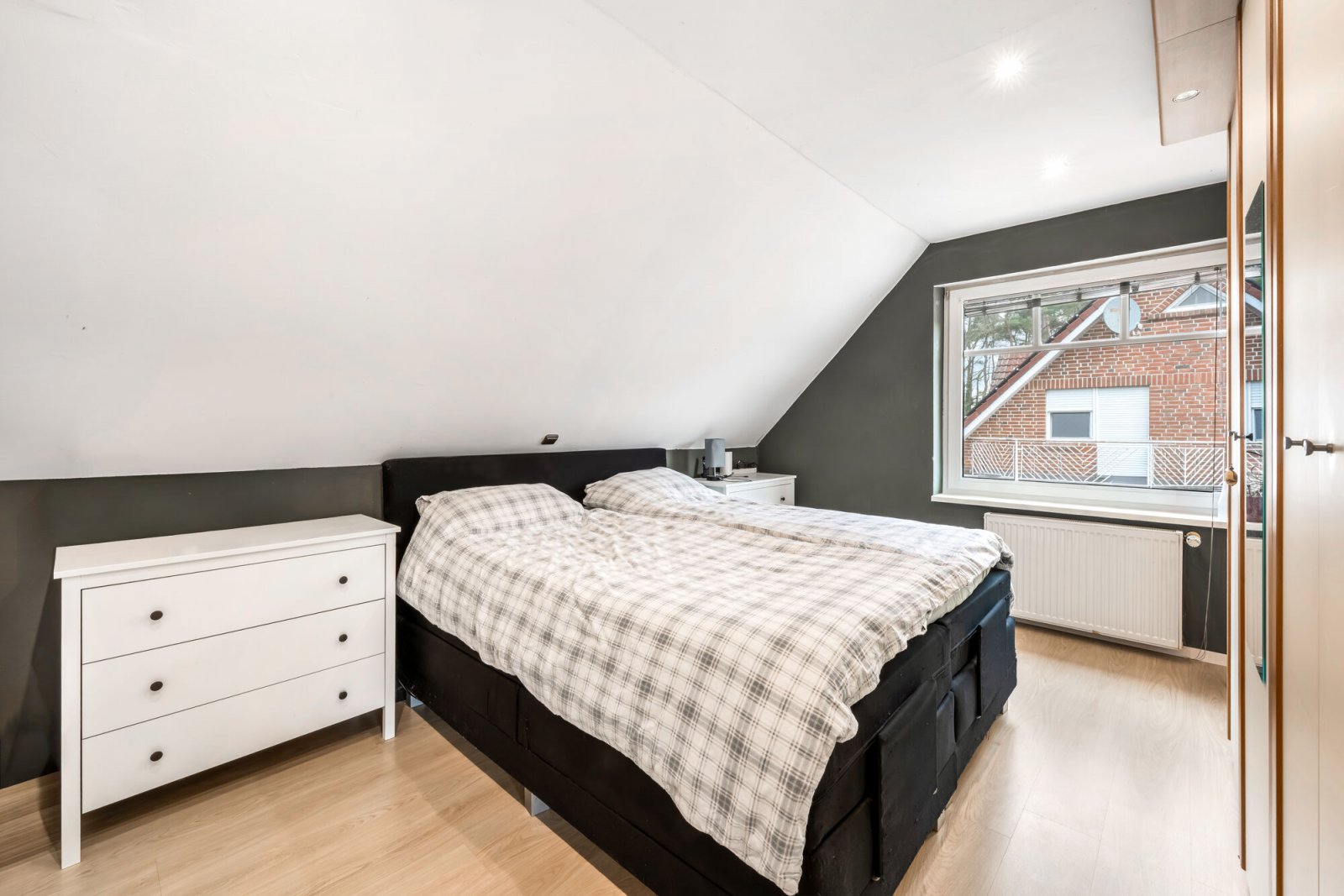 Schlafen III  - Dachgeschoss