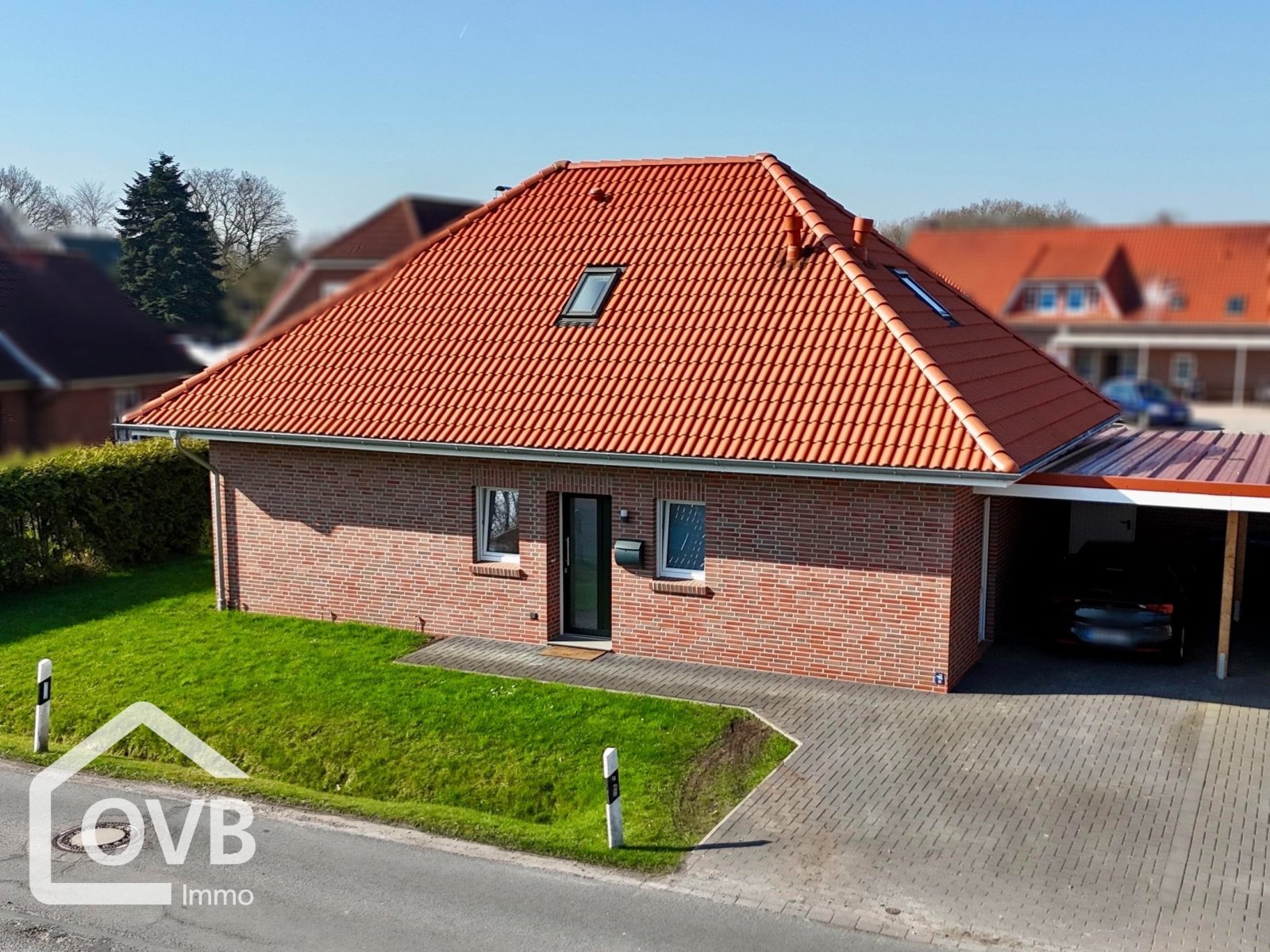 Drohnenaufnahme Straßenansicht