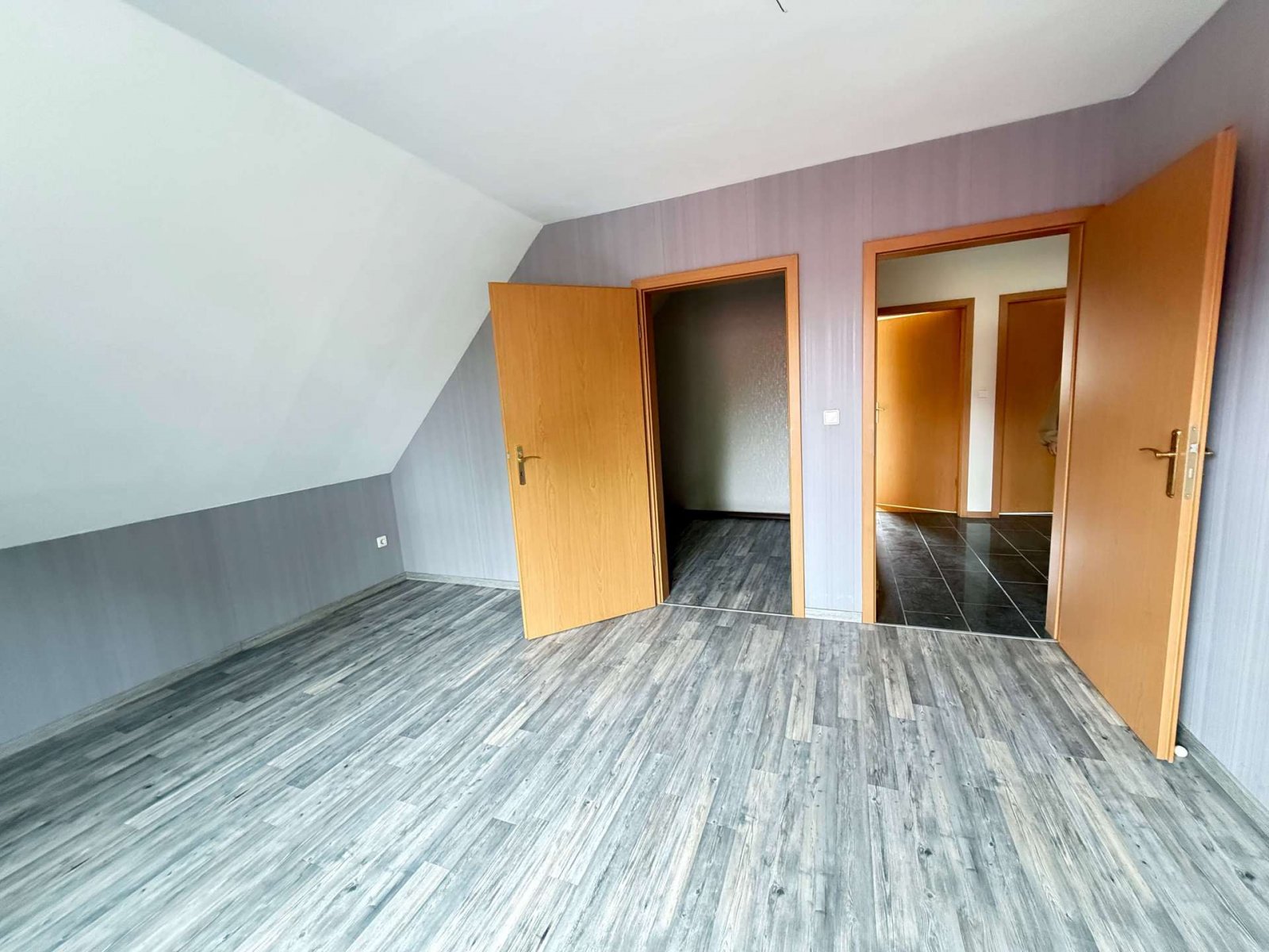 Schlafzimmer mit Ankleide Schlafzimmer mit Ankleide