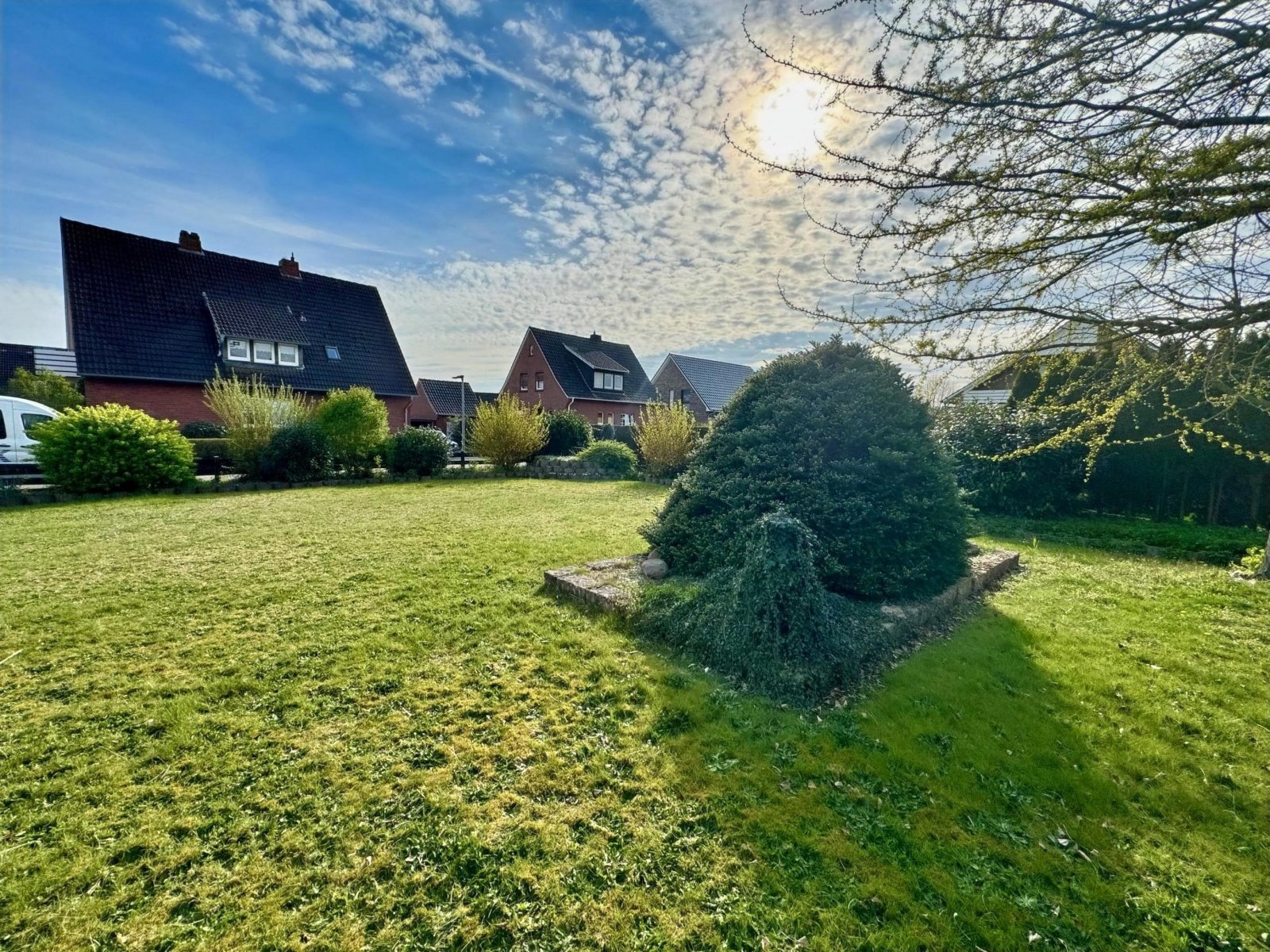 Garten vorne Garten vorne