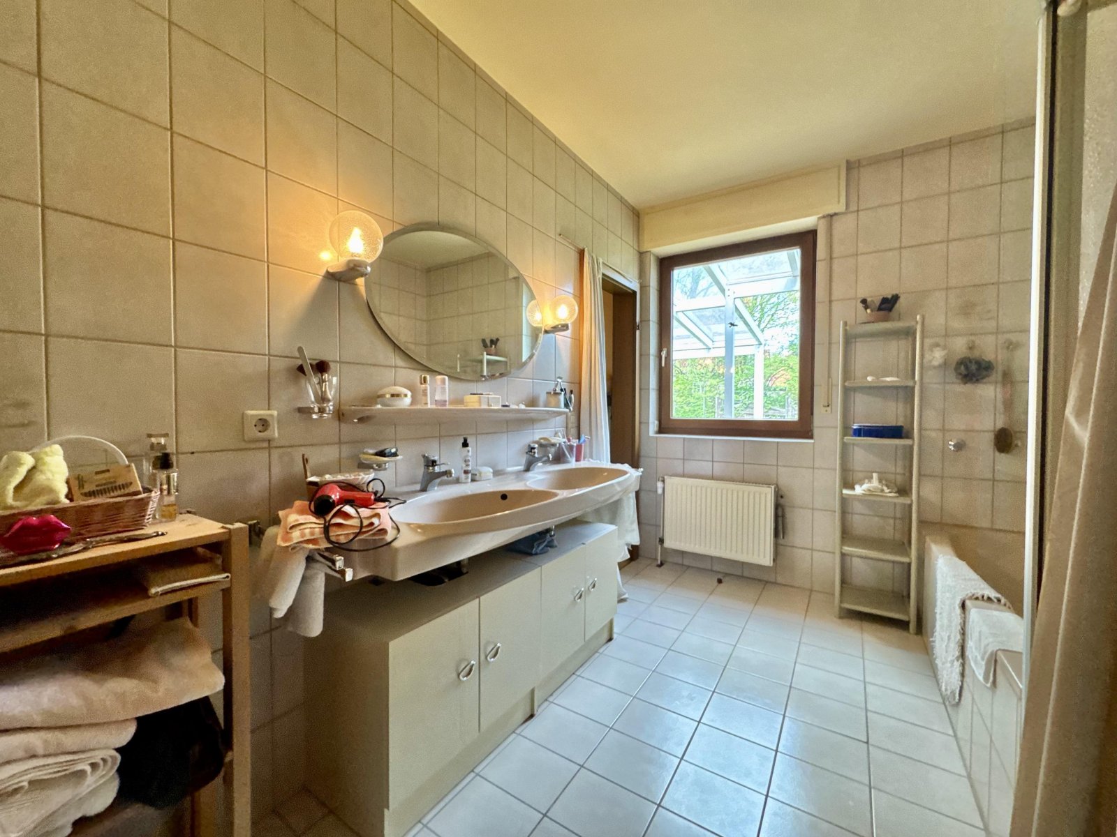 Bad mit Sauna Bad mit Sauna