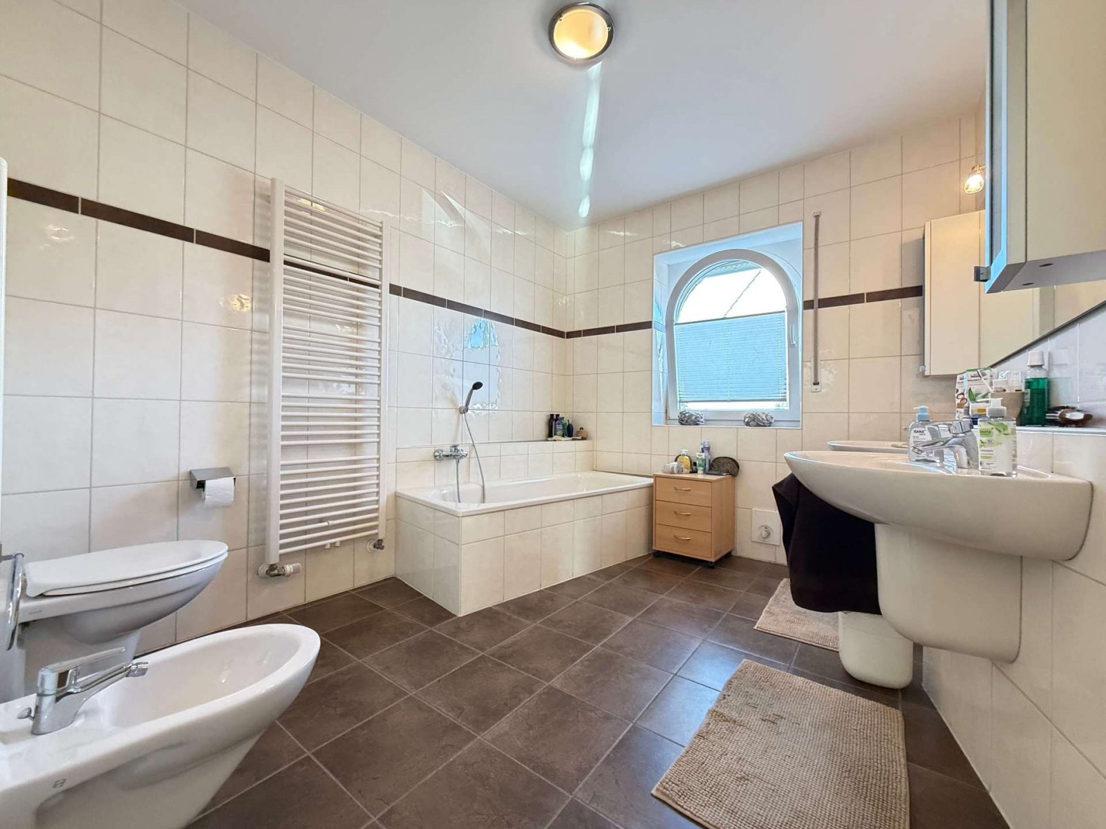 Badezimmer EG Badezimmer EG