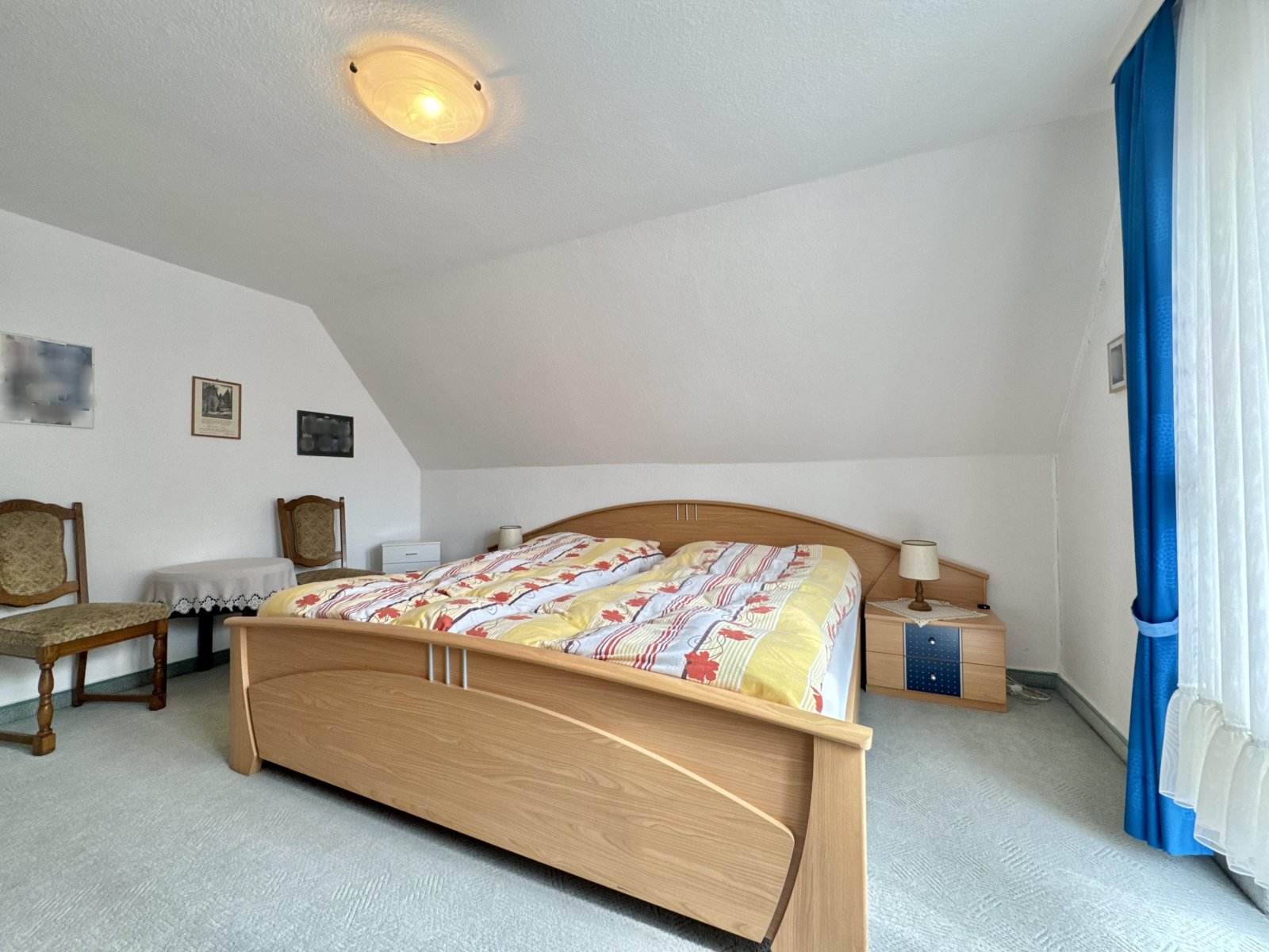 Schlafzimmer 1