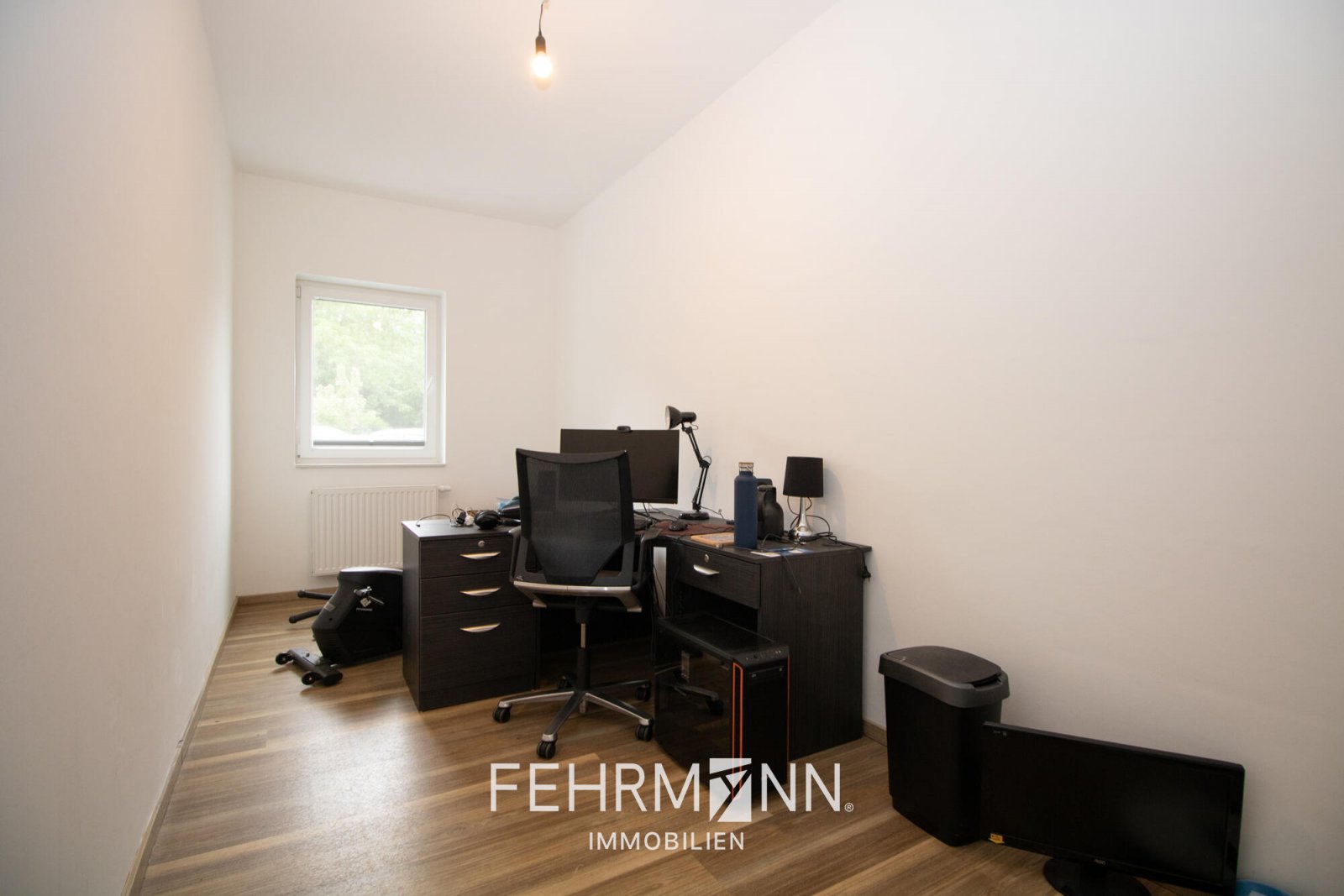 Zimmer-01 Zimmer-01