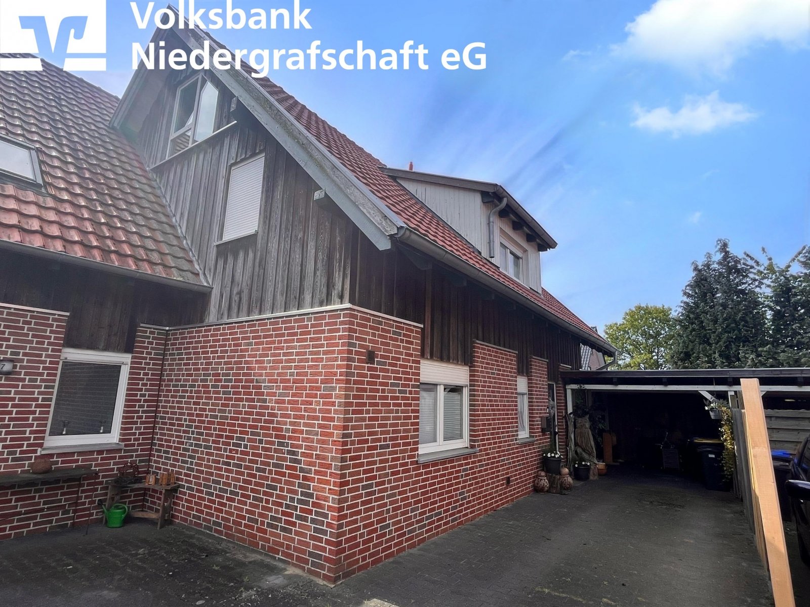 Vordere Ansicht Vordere Ansicht