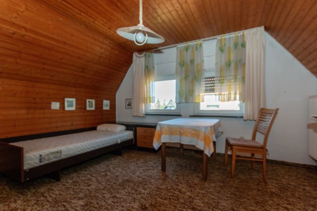 Zimmer im Obergeschoss