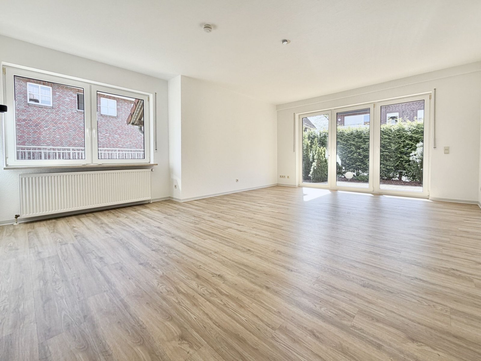 Wohn-/Esszimmer Wohn-/Esszimmer