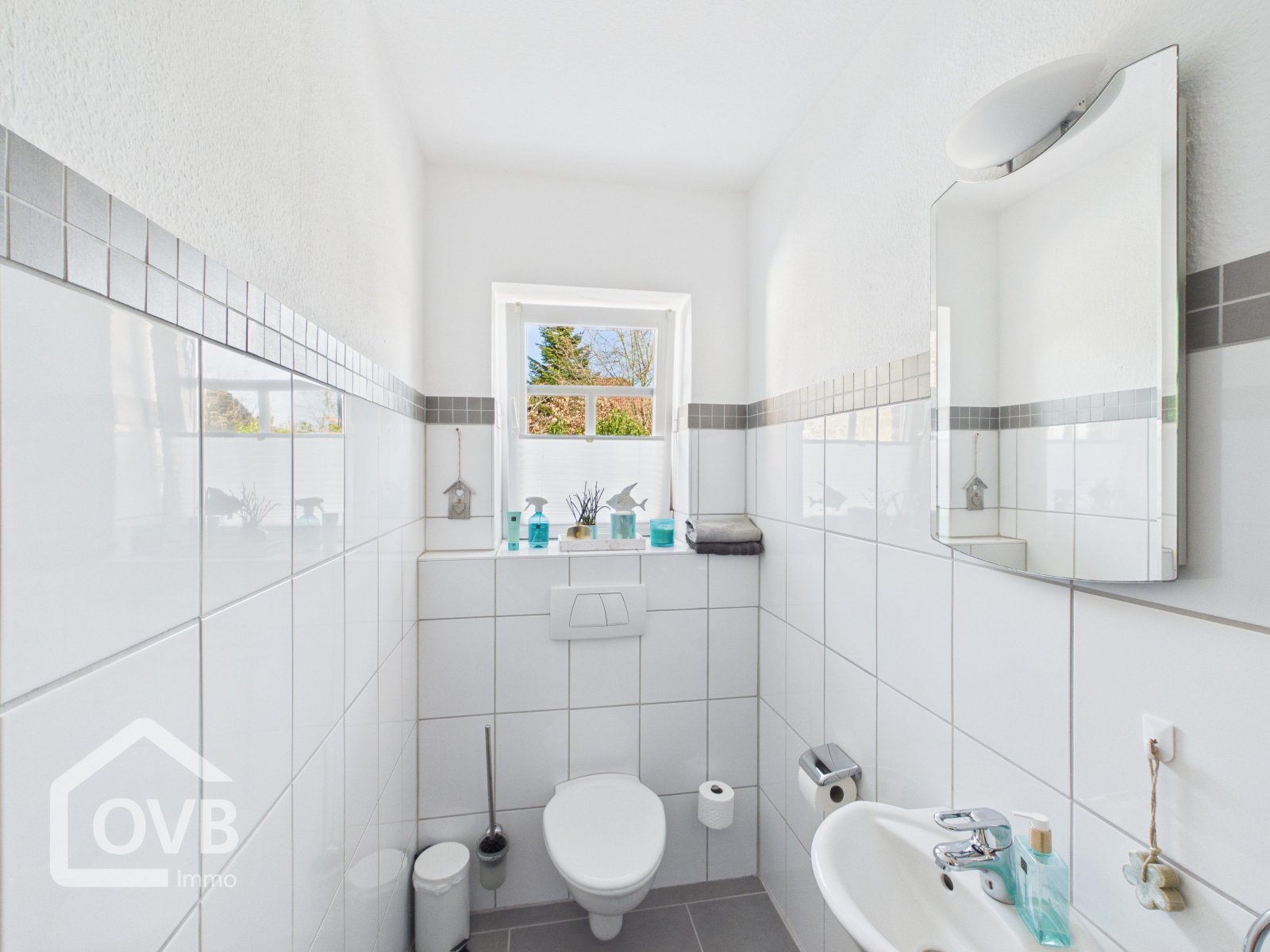 WC WC