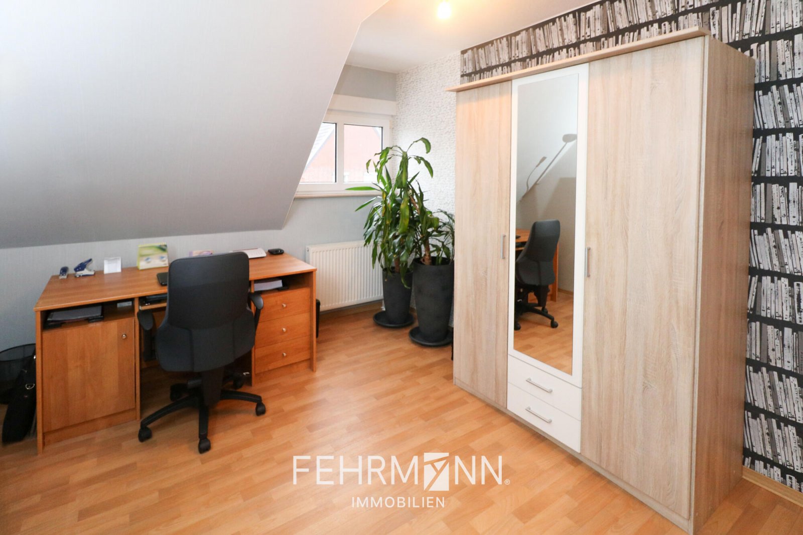 Obergeschoss-Arbeitszimmer