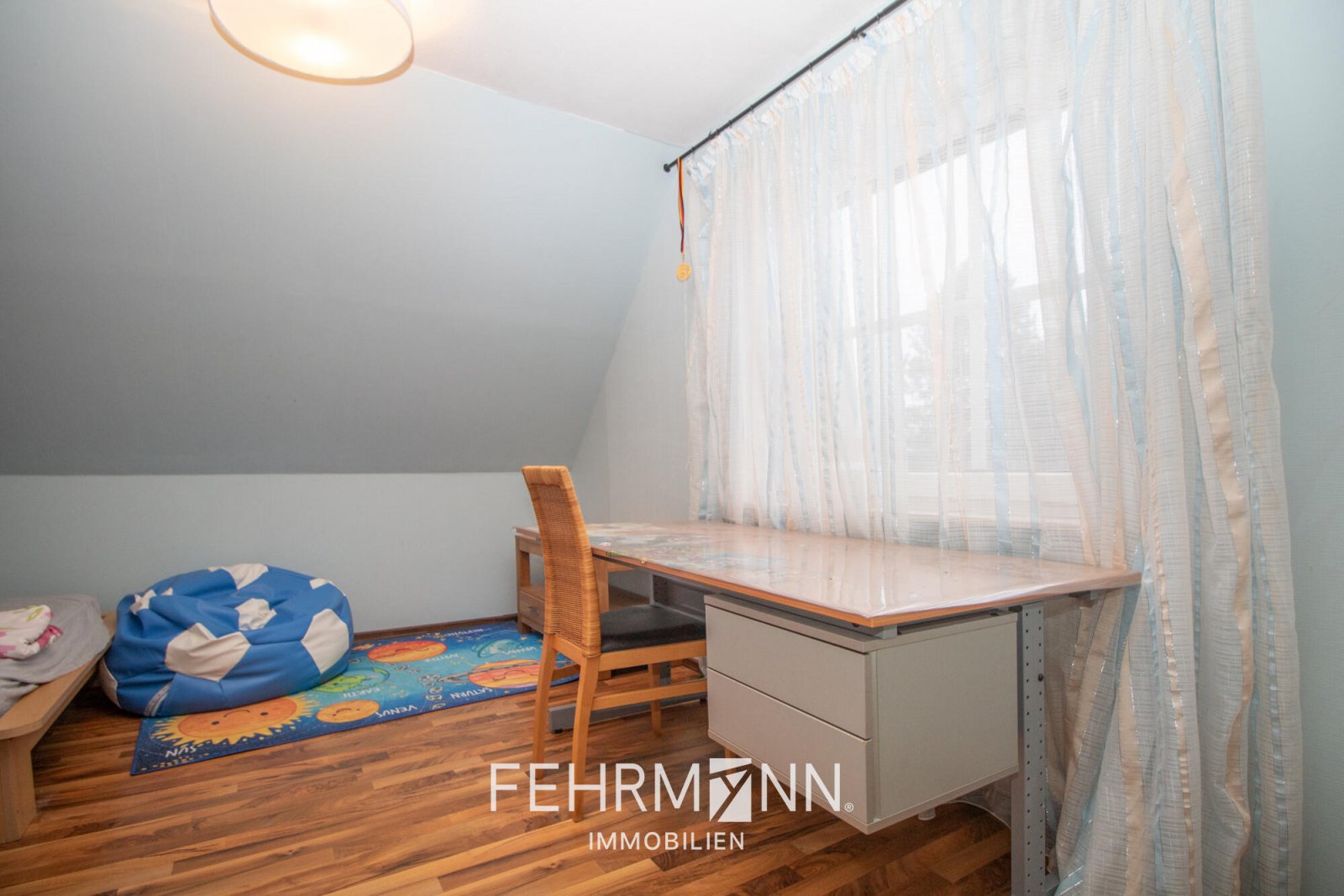 Schlafzimmer III