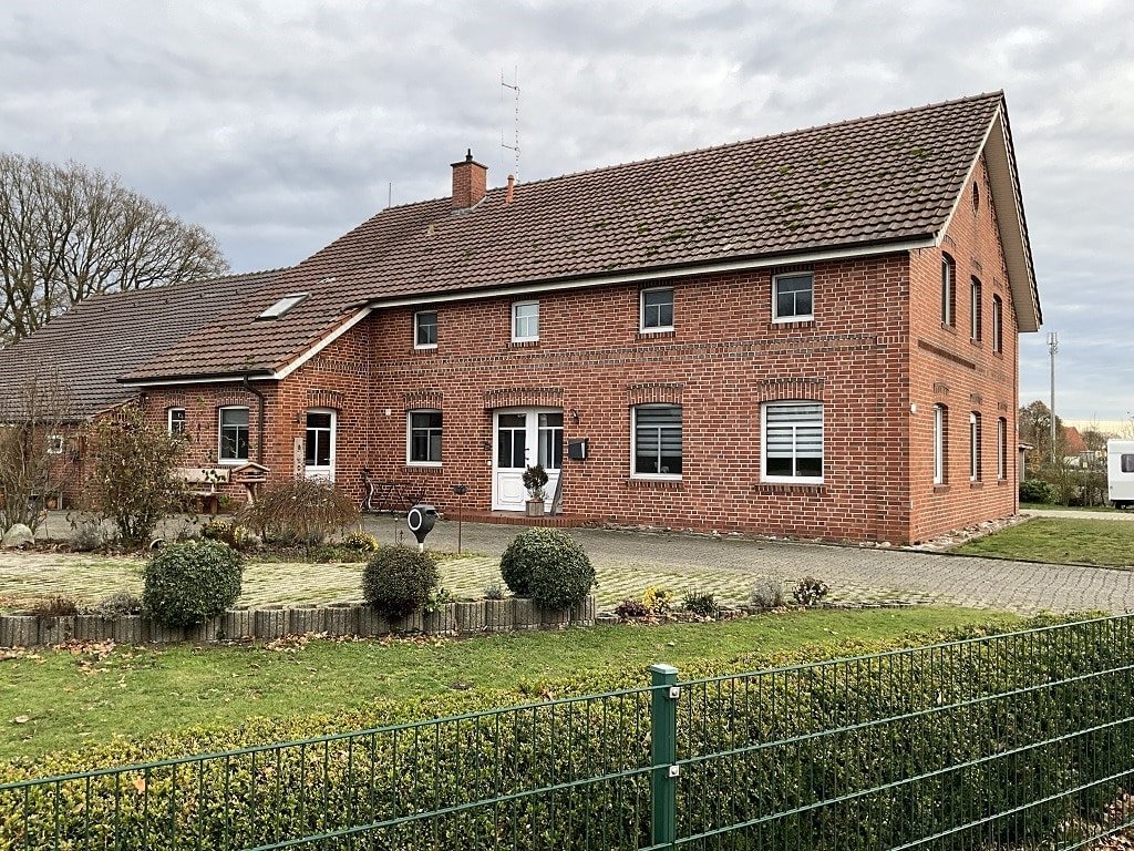 Straßenansicht
