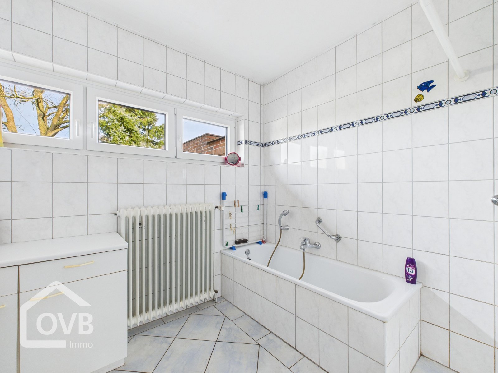 Badezimmer EG