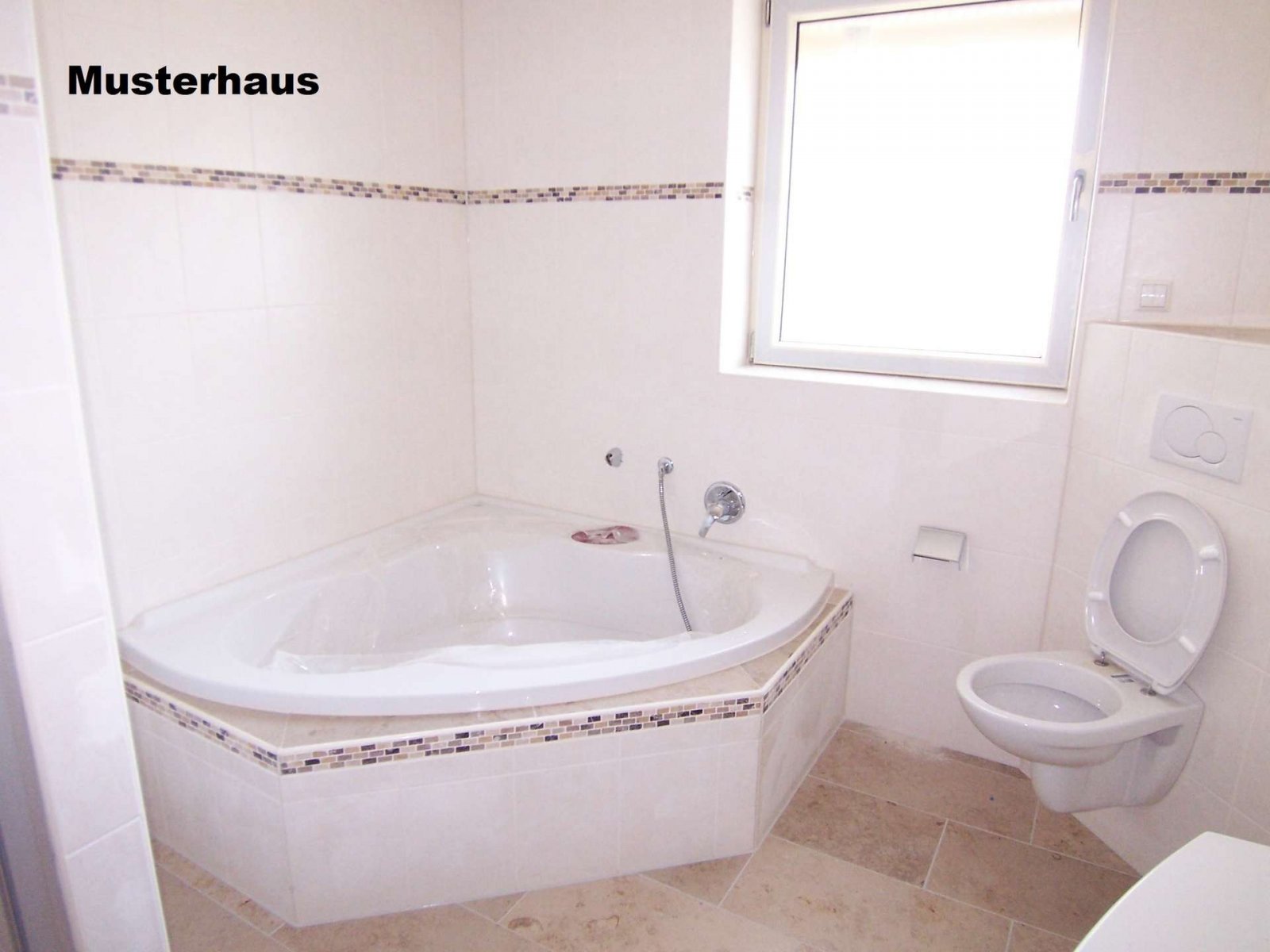 Badezimmer EG
