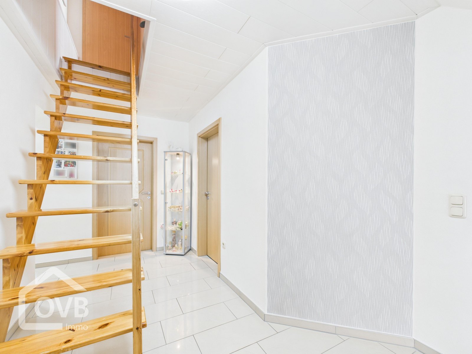 Flur DG, hinteres Haus Flur DG, hinteres Haus
