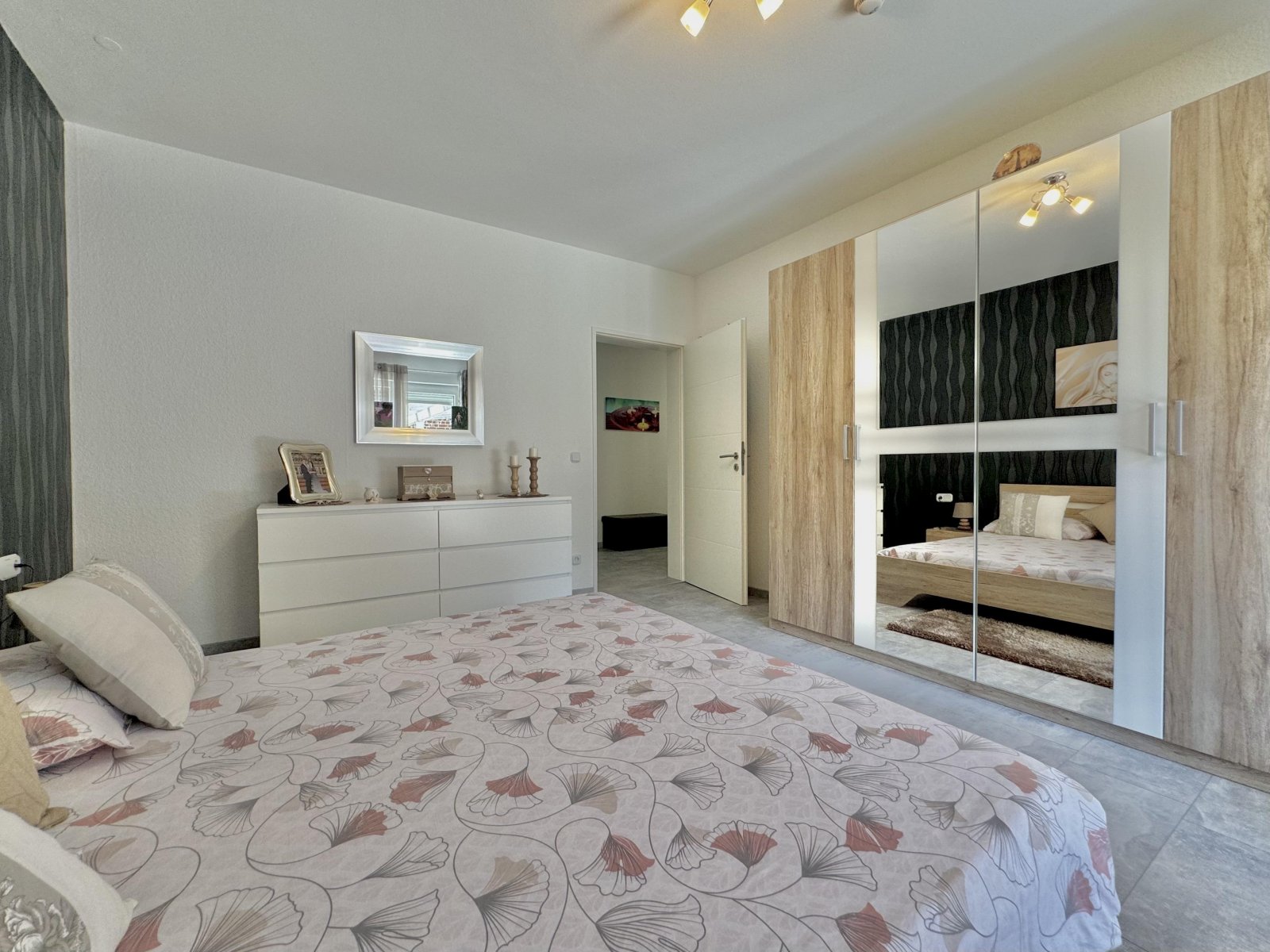 Whng. EG - Schlafzimmer 1 Whng. EG - Schlafzimmer 1