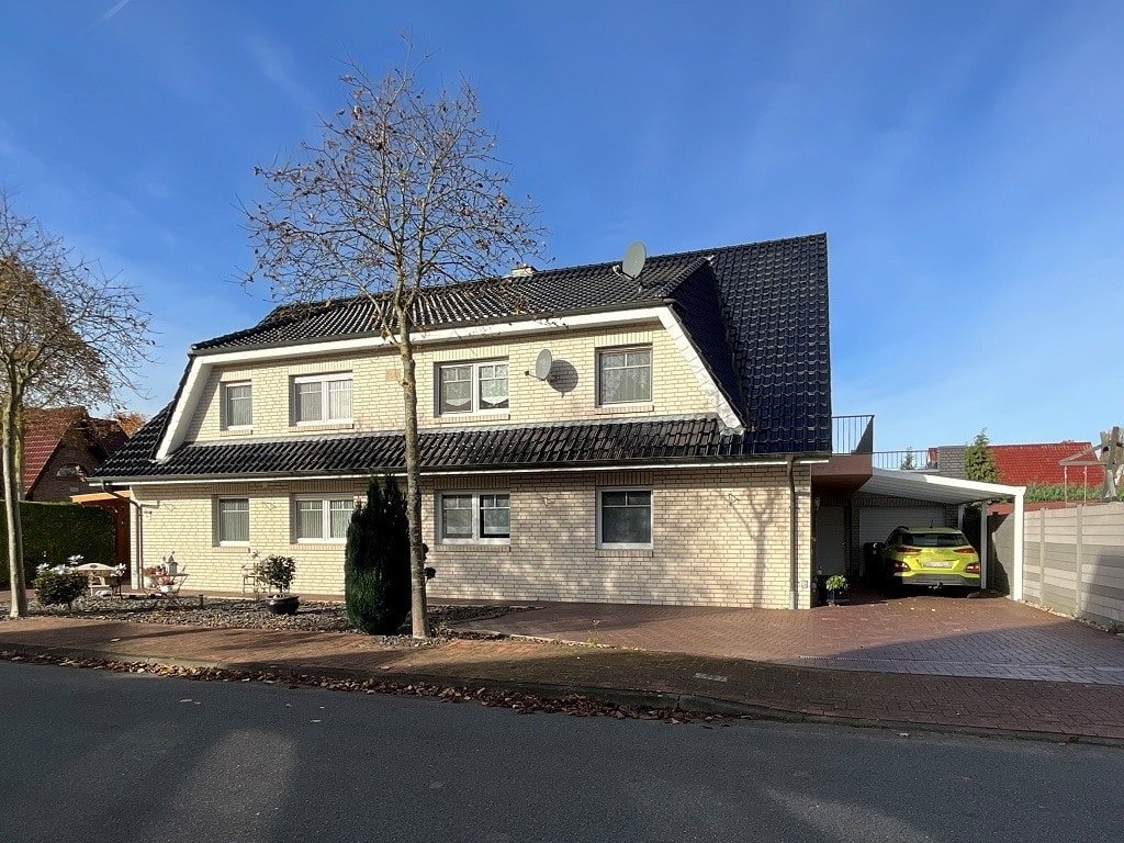 Straßenansicht Straßenansicht