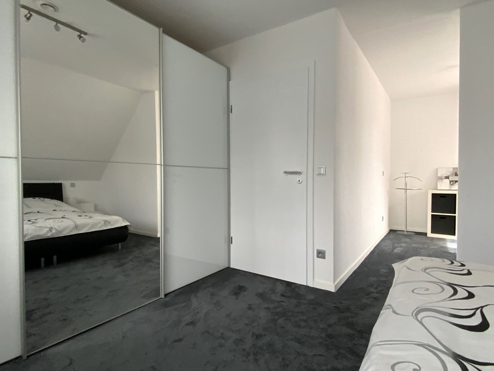 Zimmer im Dachgeschoss Zimmer im Dachgeschoss