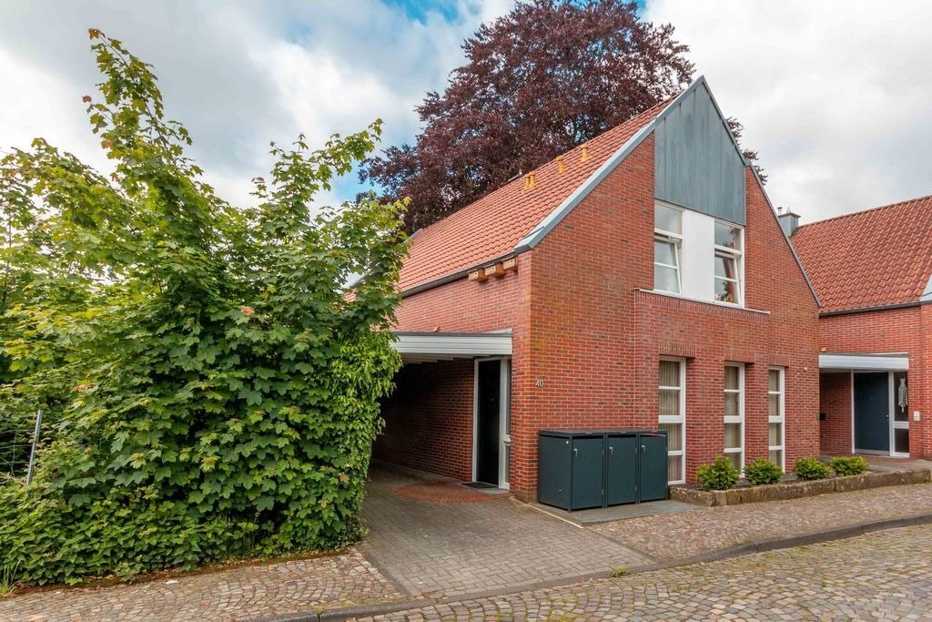 Straßenansicht Straßenansicht
