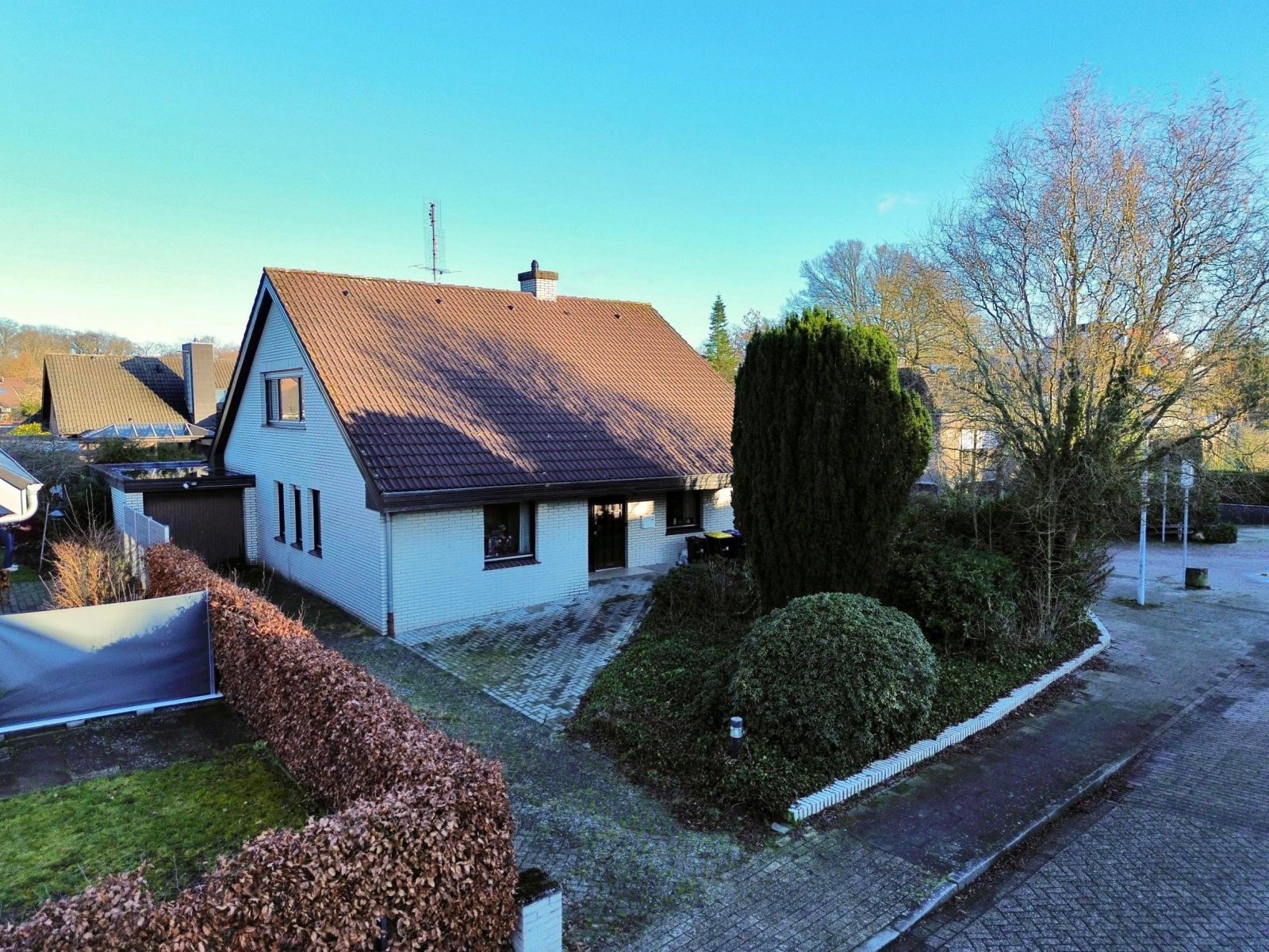 Nordhorn: Renovierungsbedürftiges großes Einfamilienhaus in Top-Lage von Nordhorn 