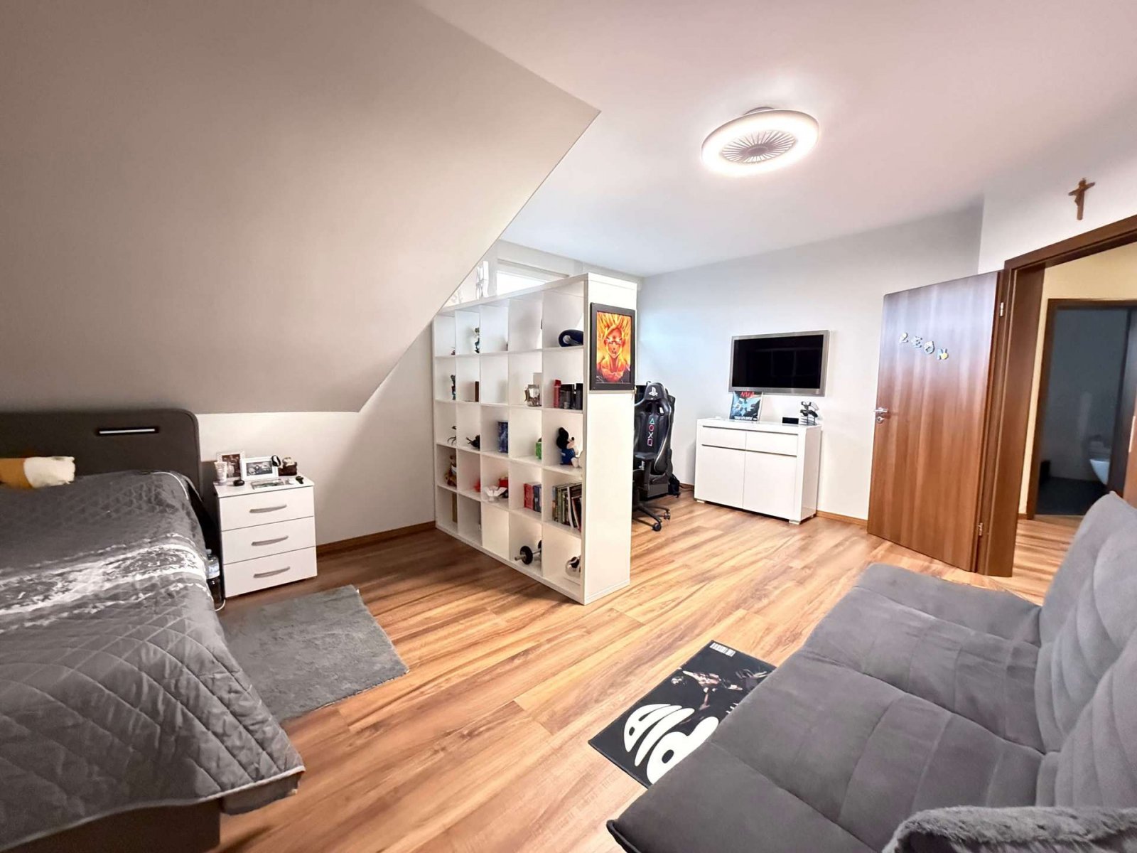 Jugenzimmer Jugenzimmer