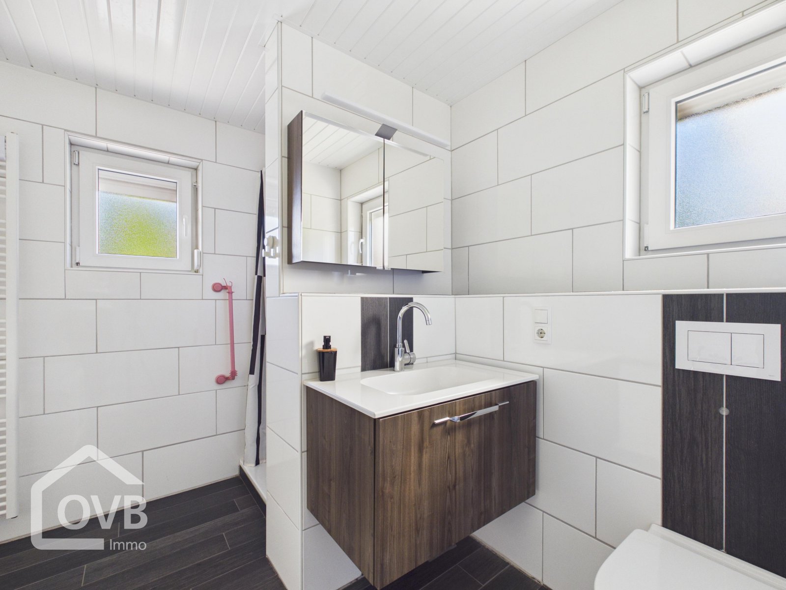 Badezimmer EG Badezimmer EG