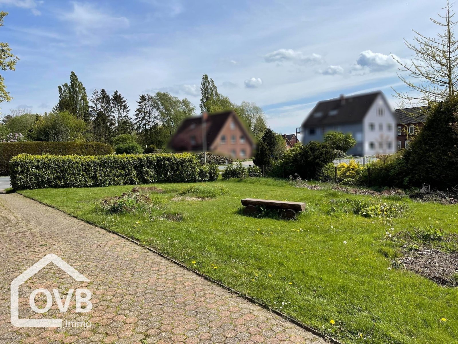 Anliegendes Baugrundstück Anliegendes Baugrundstück