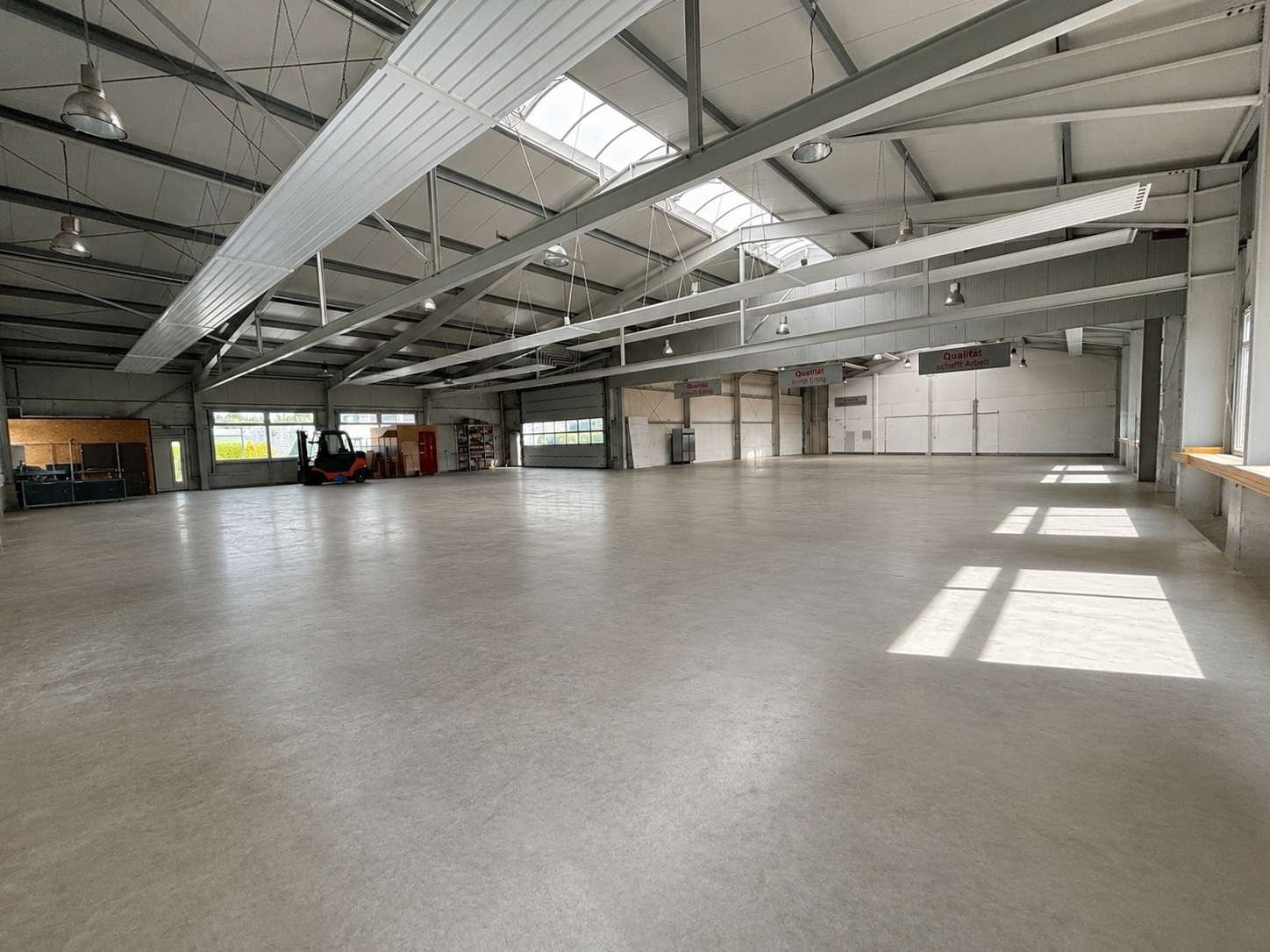 Produktions- u. Gewerbehalle