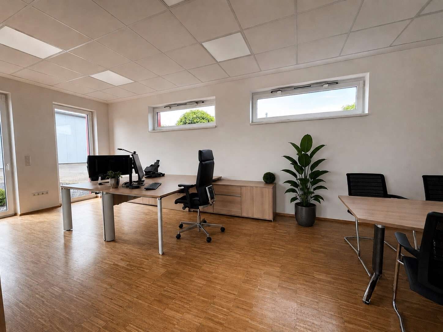 Ausstellunggebäude Büro