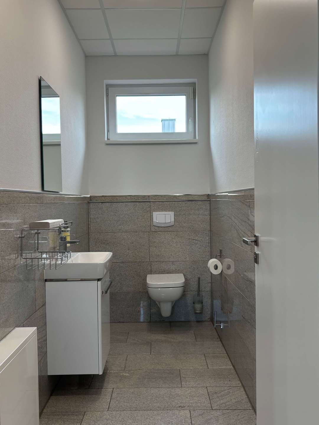 Gäste-WC Bürogebäude