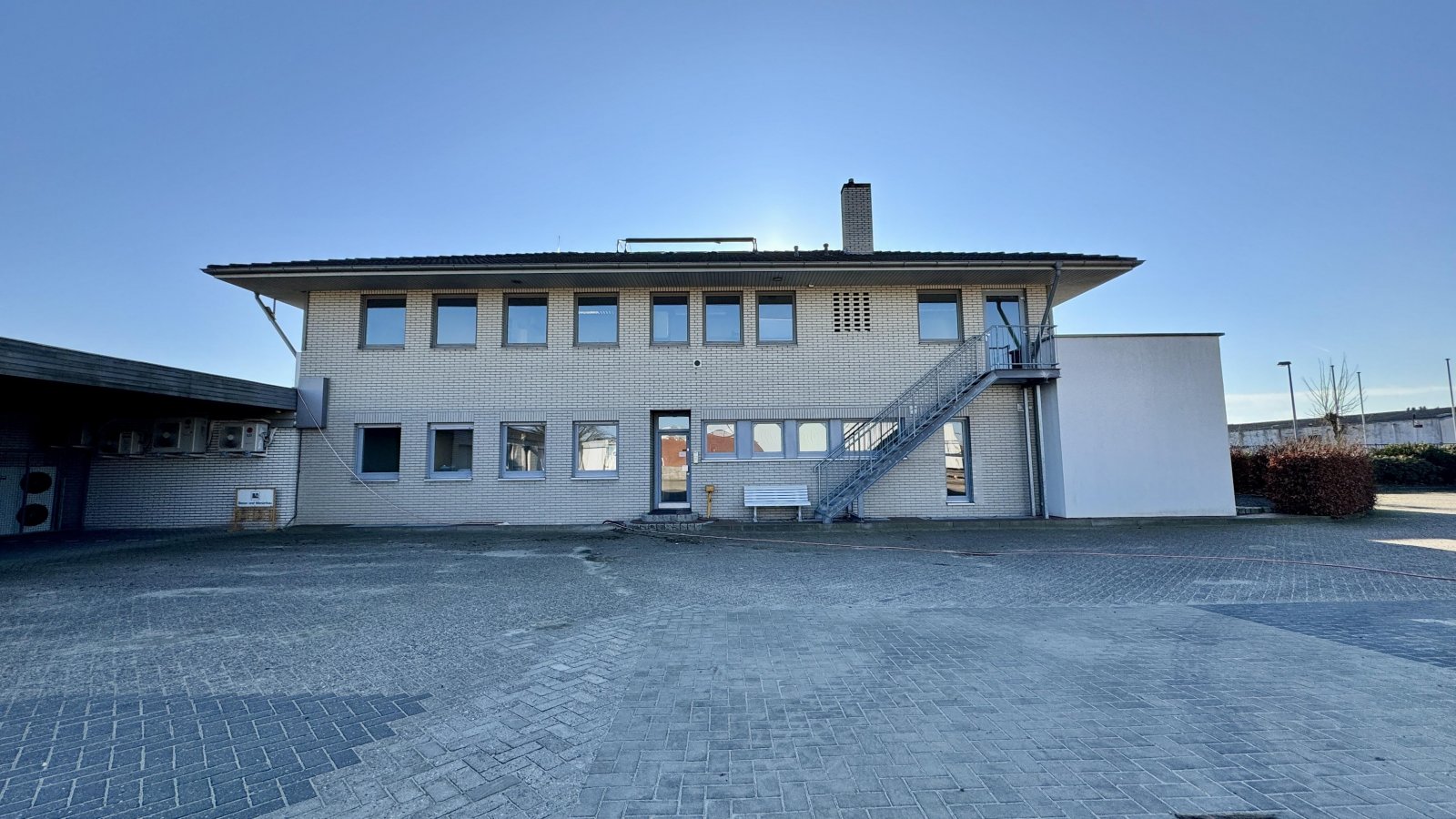 Aussenansicht Aussenansicht