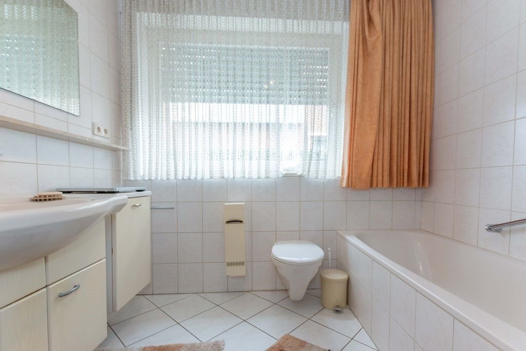 Badezimmer EG