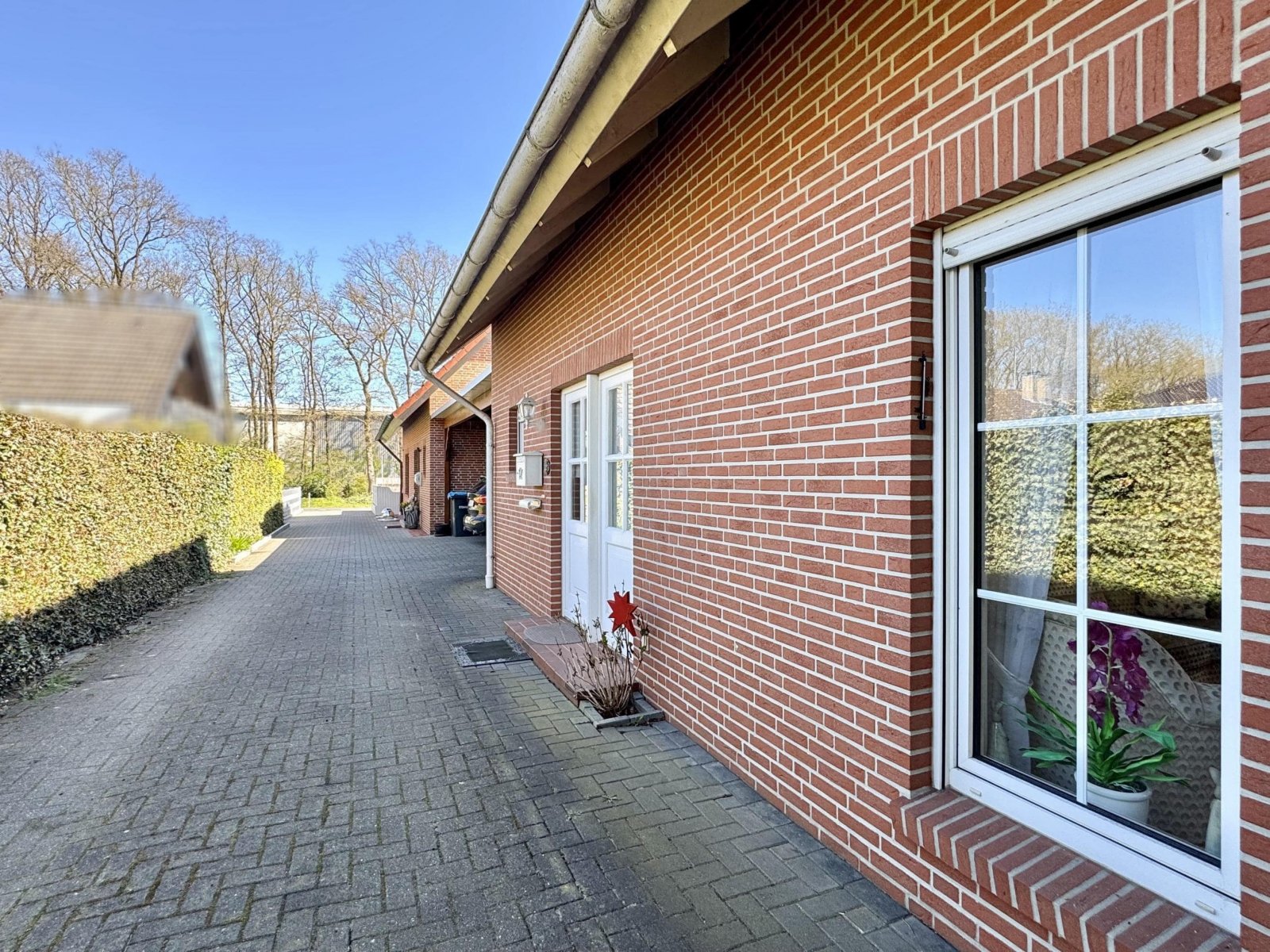 Haustür seitlich