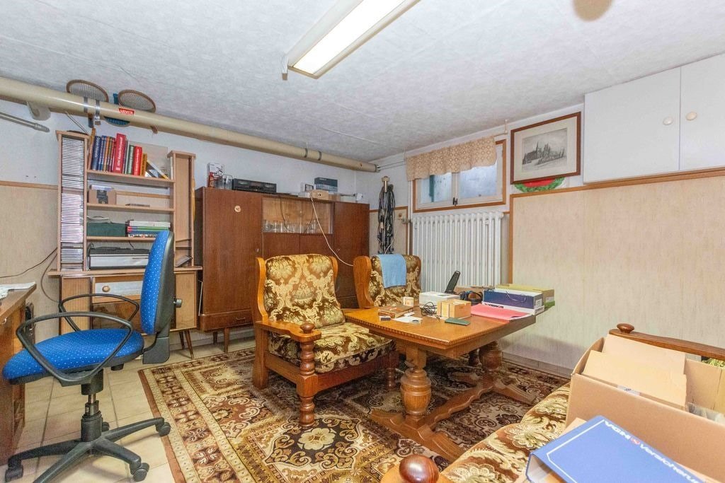 Keller