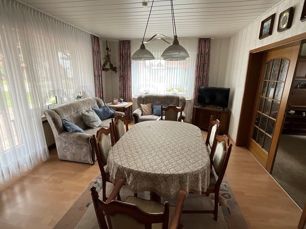 Wohn - und Esszimmer EG