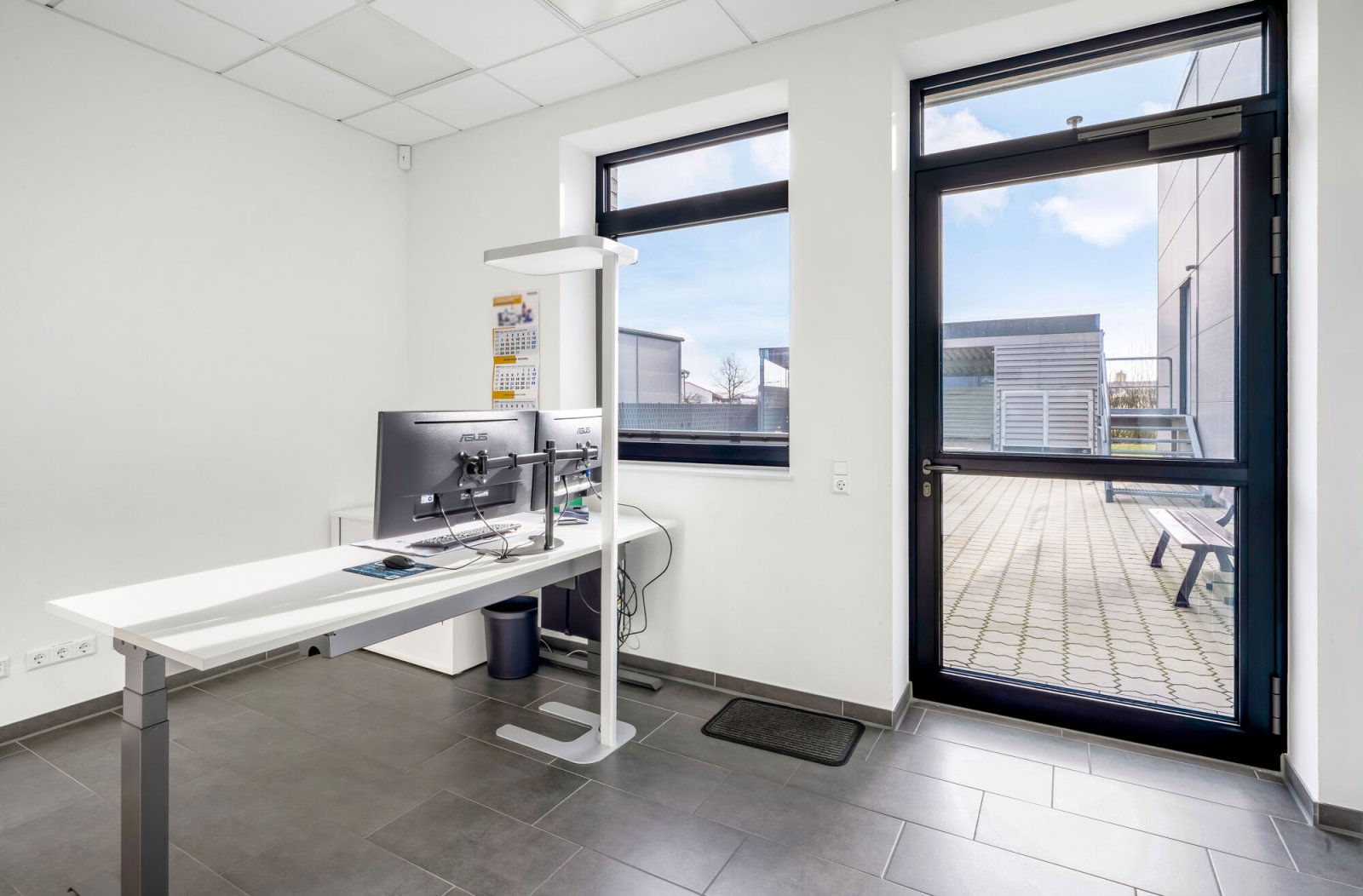 Büro Erdgeschoss Büro Erdgeschoss