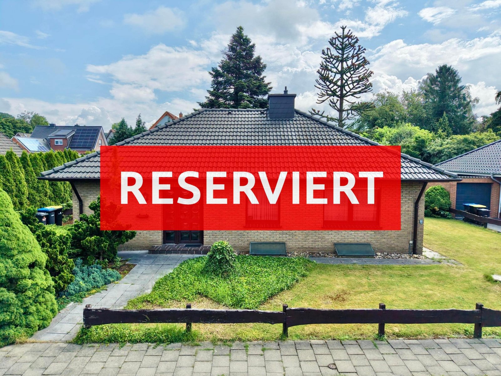Bad Bentheim: Charmanter Bungalow mit Potenzial auf großzügigem Grundstück in Bad Bentheim 