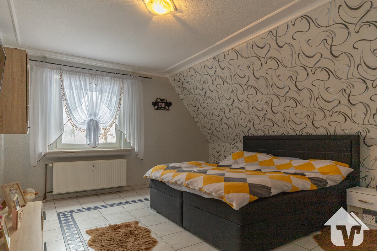 Schlafzimmer DG Schlafzimmer DG