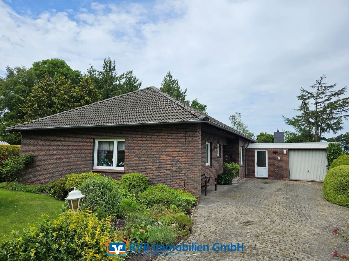 Ihlow: Wohnen mit Naturblick - gemütlicher Bungalow auf großem Grundstück Ihlow: Wohnen mit Naturblick - gemütlicher Bungalow auf großem Grundstück