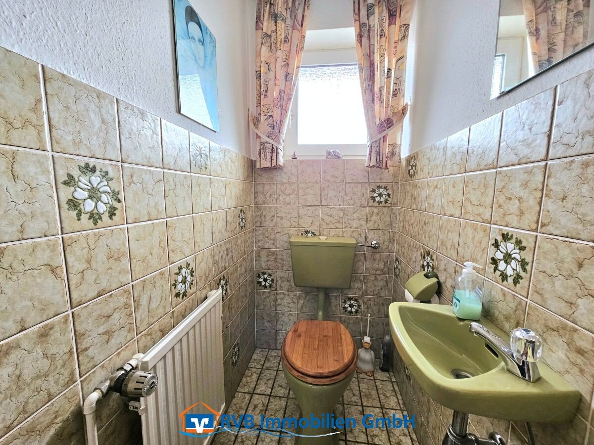 WC WC