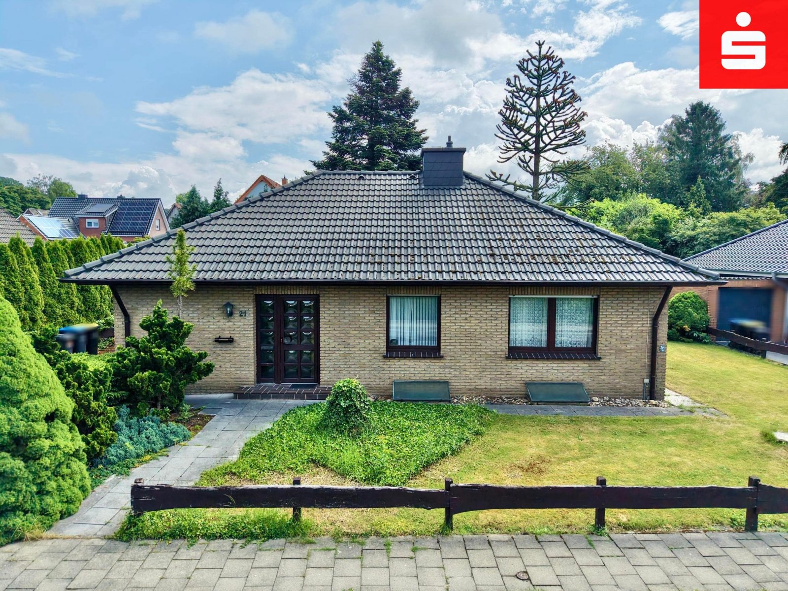Bad Bentheim: Charmanter Bungalow mit Potenzial auf großzügigem Grundstück in Bad Bentheim 