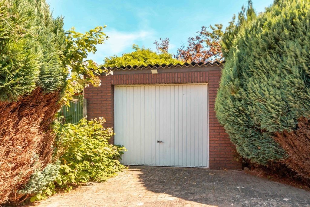 Garage Garage