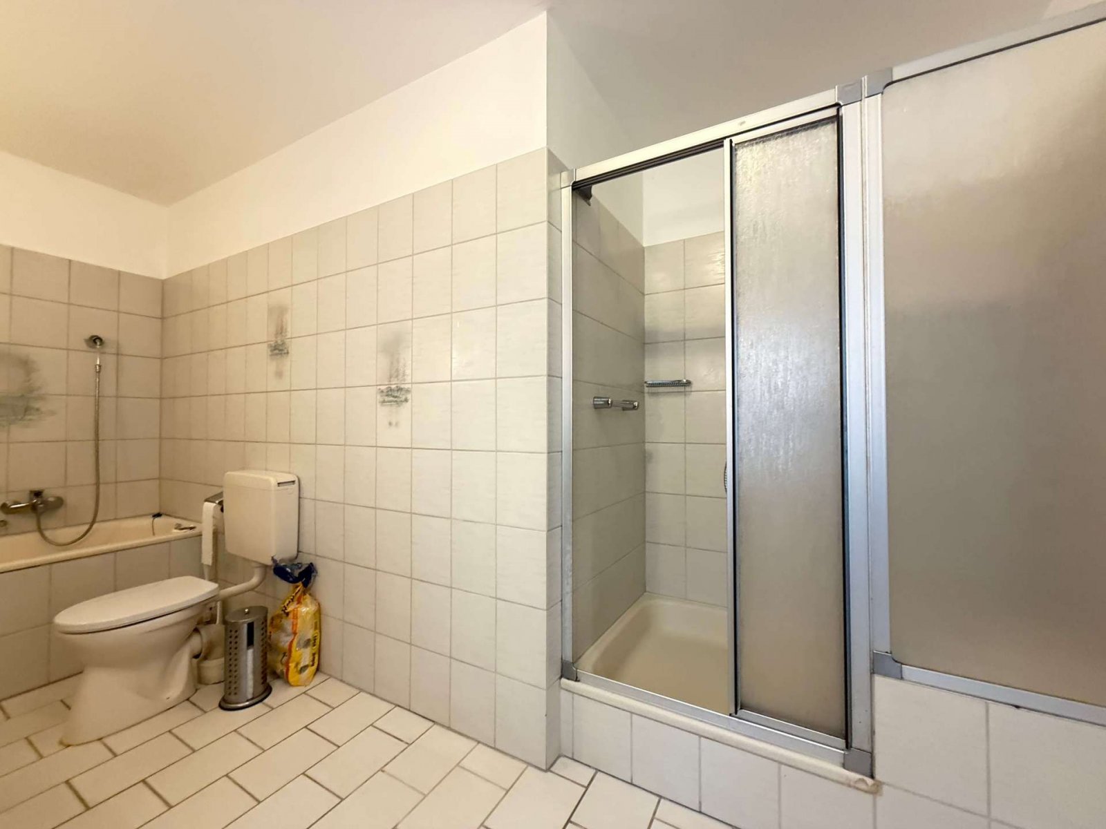 Badezimmer EG Badezimmer EG