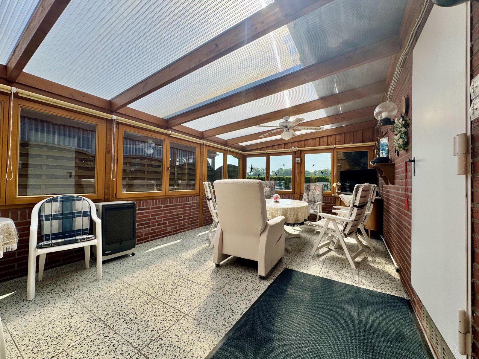 überdachte Terrasse